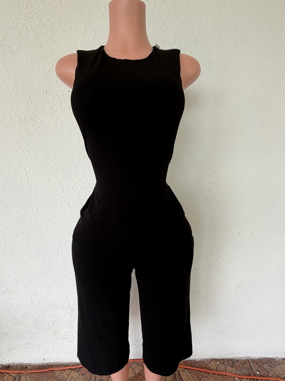 Michael Kors Black Sleeveless Cropped Jumpsuit